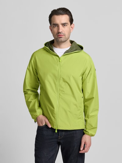 Mannelijk model draagt SAVE THE DUCK Jacke mit Zweiwegereißverschluss Modell 'Zayn', regular fit, capuchon, groen, vooraanzicht bovenlichaam