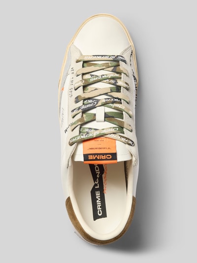 Produktfoto, Sneaker mit Label-Print von Crime London, abgerundete Form, Strukturierte Sohle, Kontrastbesatz, cremefarben, Khaki-Details