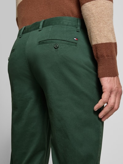 Tommy Hilfiger Straight leg chino van katoenmix, model 'DENTON' Donkergroen - 3
