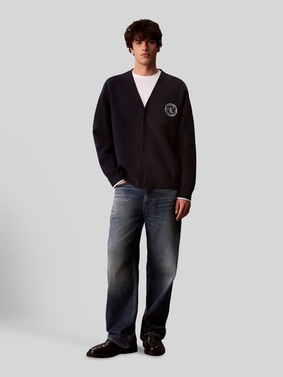 Calvin Klein Jeans Relaxed Fit Strickjacke aus reiner Baumwolle mit Logo-Stitching Marine 1