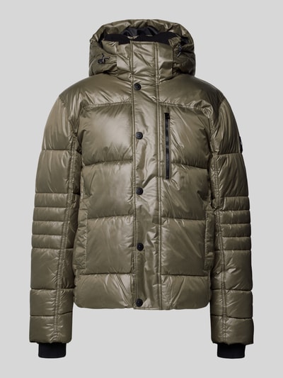 Produktfoto, Regular Fit Steppjacke mit Kapuze von Tom Tailor in Optik: Unifarben, Stehkragen, verdeckter Reißverschluss, Druckknopfleiste, Label-Patch, langarm, Storm Cuffs, seitliche Eingrifftaschen, Brustleistentasche, Innentasche, glänzende Struktur, Olivgrün, glatte Stepp-Textur.