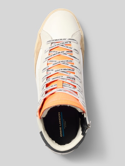 Produktfoto, High Top Sneaker im Distressed-Look von Crime London mit abgerundeter Form, Schnürverschluss, Struktursohle, orange Kontrastbesatz