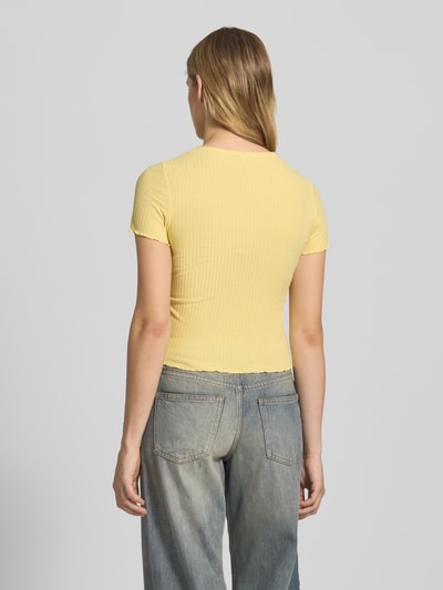 Only T-shirt o kroju regular fit z efektem prążkowania Jasnożółty 5