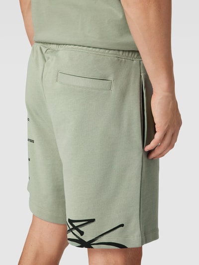 HUGO Sweatshorts mit Label-Print Modell 'Dabsaroka' Mint 3