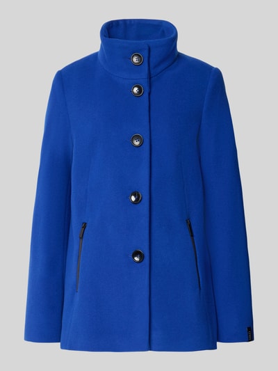 Produktfoto, Jacke aus Schurwoll-Mix mit Kaschmir-Anteil Modell 'Janna' von Milo Coats in kräftigem Blau, glatte Oberfläche, schwarze Knöpfe und Reißverschlusstaschen, Regular Fit.