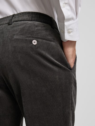 MCNEAL Regular fit corduroy broek met bandplooien Groen - 3