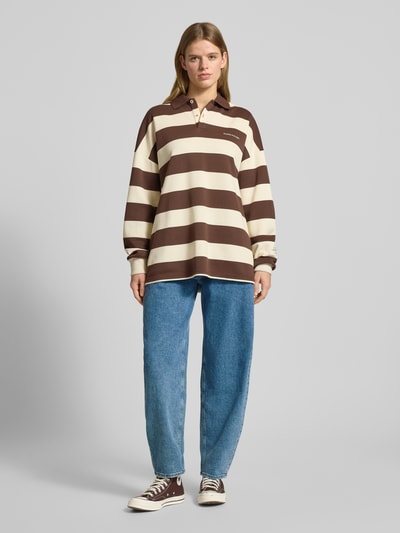 Tommy Jeans Tapered Fit Jeans aus Baumwoll-Mix Modell 'JEANIE BALLOON AI4136' Jeansblau 1