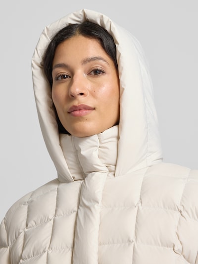 Marc Cain Daunenmantel mit Kapuze Sand 3
