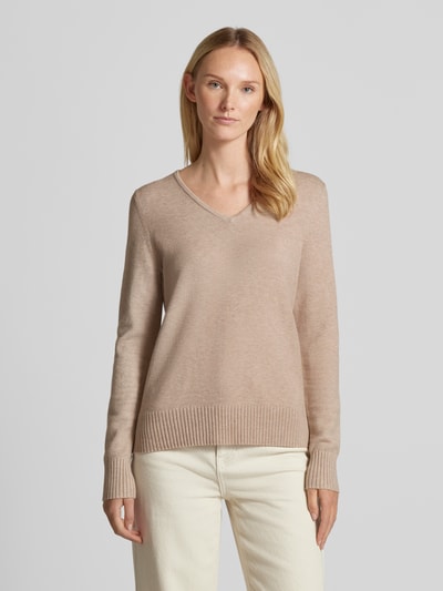 Christian Berg Woman Regular Fit Strickpullover mit V-Ausschnitt Metallic Beige Melange 4