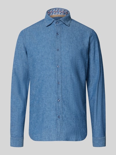 Produktfoto, Regular Fit Business-Hemd aus Leinen-Baumwoll-Mix Modell 'ROMA' von FIL NOIR in Blau, Haifischkragen, Knopfleiste, glatte Textur.