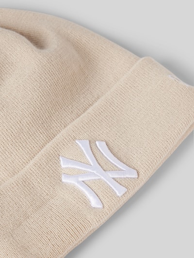 New Era Beanie mit Label-Detail Beige 2