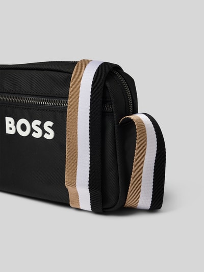 BOSS Umhängetasche mit gummiertem Label Print Modell 'CATCH-3.0' Black 3