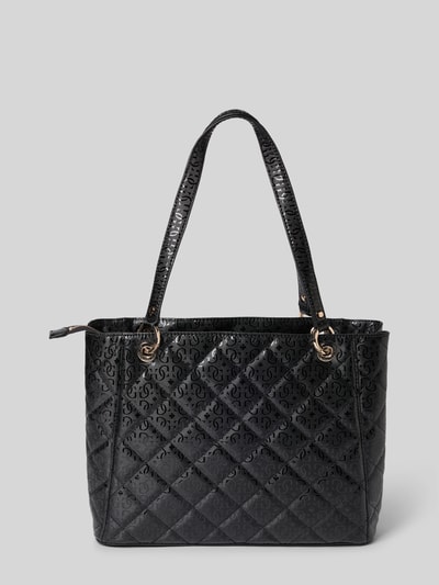 Produktfoto, czarna torebka Umhängetasche mit Ketten-Detail Modell 'LIBBY NOEL TOTE' od Guess, pikowana faktura, Szerokość w rozmiarze 1: 34 cm, długość: 26 cm, głębokość: 11 cm, długość paska: 58 cm, aplikacja z logo, srebrny detal z łańcuszkiem