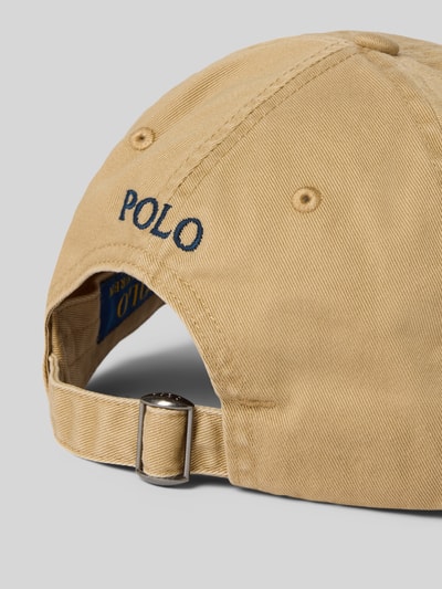 Produktfoto, Basecap aus reiner Baumwolle von Polo Ralph Lauren, beżowy kolor, wyhaftowane logo, regulowany pasek, wentylacyjne otwory, bawełniana tekstura