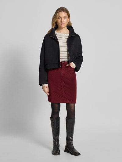 s.Oliver RED LABEL Ausgestellter Mini-Rock in Cord-Optik Bordeaux 1