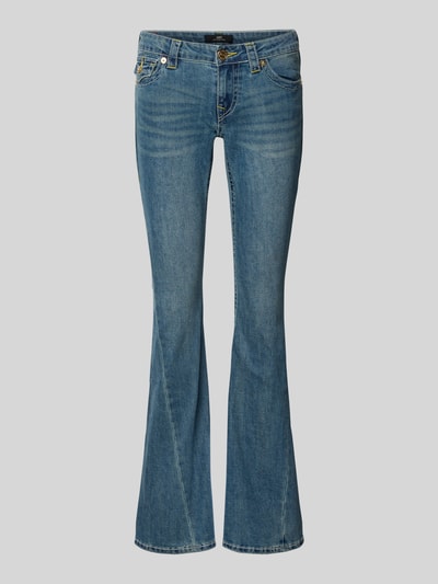 Produktfoto, blauwe Low Rise Flared Jeans met steekzakken model 'JOEY' van TRUE RELIGION, used-look, katoenmengsel met stretch.