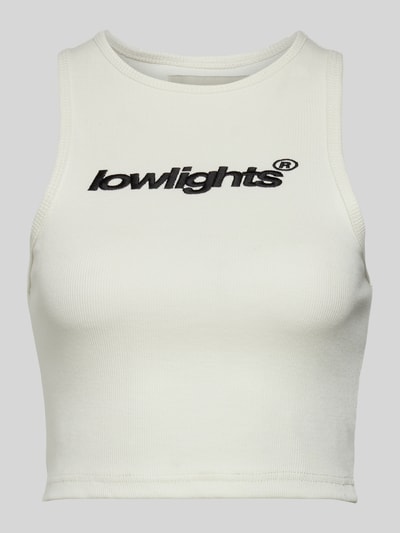 Low Lights Studios Top krótki z wyhaftowanym logo model ‘BASIC’ Écru 2