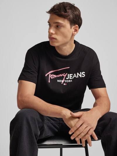 Tommy Jeans T-Shirt mit Label-Print Modell 'SPRAY POP COLOR' Black 3