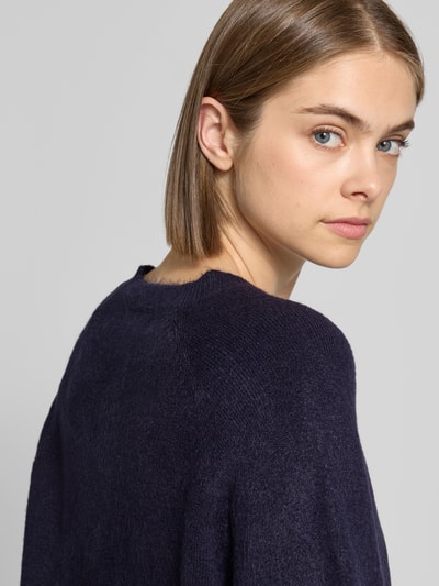 ONLY sweter o kroju regular fit z rękawami o dł. 3/4 model 'SIMONI' Granatowy melanż 3