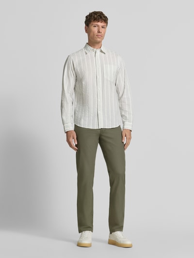 Christian Berg Men Straight Fit Hose mit Strukturmuster Schilf 1