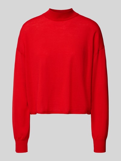 Produktfoto, felrode oversized trui van pure scheerwol met ribboorden en opstaande kraag, Oversized Strickpullover mit Stehkragen Modell 'MATHISA' van Drykorn