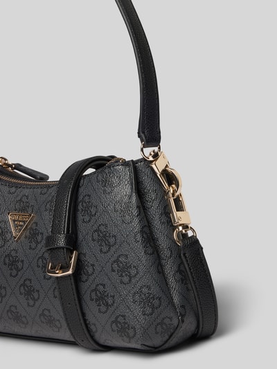 Produktfoto, Shoulder Bag mit Steckfach Modell 'NOELLE' von GUESS, graues Allover-Logo-Muster, metallic Label-Details, strukturierte Oberfläche