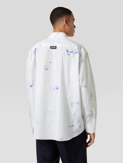 VETEMENTS Oversized Freizeithemd mit Allover-Muster Weiss 5