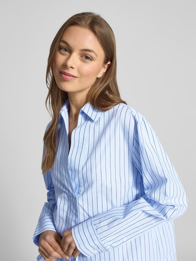 Samsøe Samsøe Relaxed Fit Hemdbluse mit V-Ausschnitt Modell 'SATOLINA' Hellblau 3