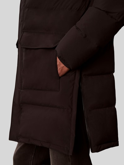 CK Calvin Klein kurtka pikowana o kroju regular fit z odpinanym kapturem Czarny 5