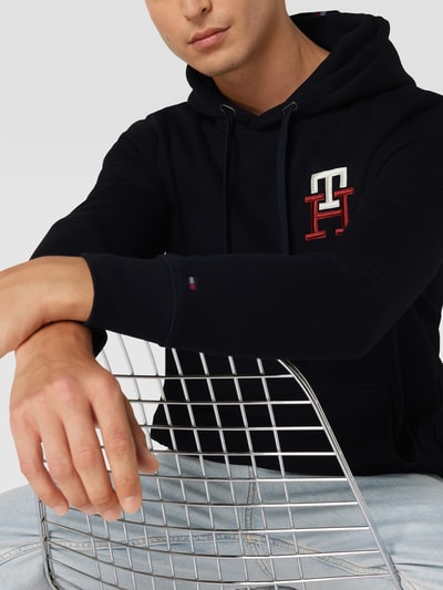 Tommy Hilfiger Bluza z kapturem i wyhaftowanym logo model ‘HOODY’ Granatowy 3