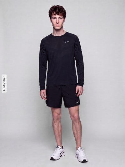 Nike Training Regular Fit Sport-Langarmshirt mit Logo-Detail Black 1