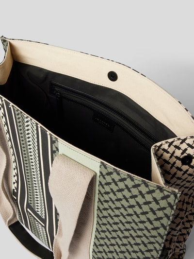 Lala Berlin Shopper mit Kufiya-Muster Olivgrün 6
