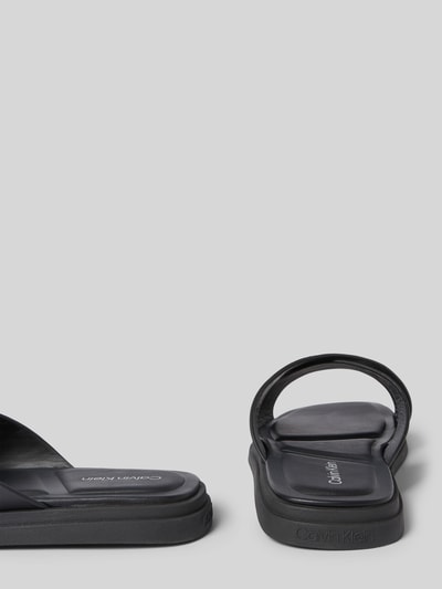 CK Calvin Klein Slides aus echtem Leder Modell 'CRISS CROSS' Black 2