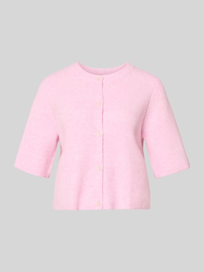 Produktfoto, Regular Fit Strickjacke mit Woll-Anteil Modell 'SILLY' von Pieces in Rosa, unifarben, Rippstrick, einreihige Knopfleiste, kurzarm.