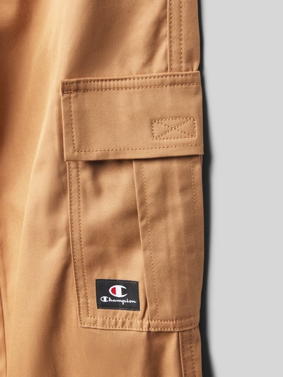 CHAMPION Regular Fit Cargohose mit Label-Patch Camel 2