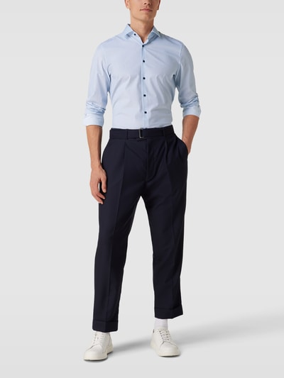 OLYMP Level 5 Slim Fit Business-Hemd mit Allover-Muster Modell 'Modern Kent' Bleu 1