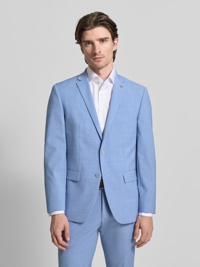 Männermodel trägt Regular Fit Anzugjacke mit Schurwoll-Anteil von HECHTER PARIS in Hellblau, Doppelknopfleiste, Ganzkörperansicht von vorne.