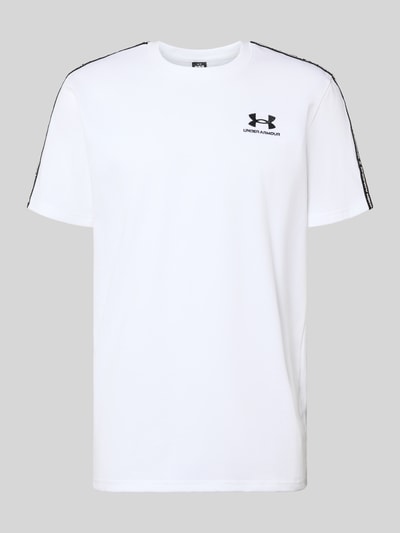 Produktfoto, Regular Fit T-Shirt mit Logo-Stitching Modell 'Icon' von Under Armour aus mieszanka bawełny, okrągły dekolt, kolor biały, długość tyłu w rozmiarze M: 72 cm