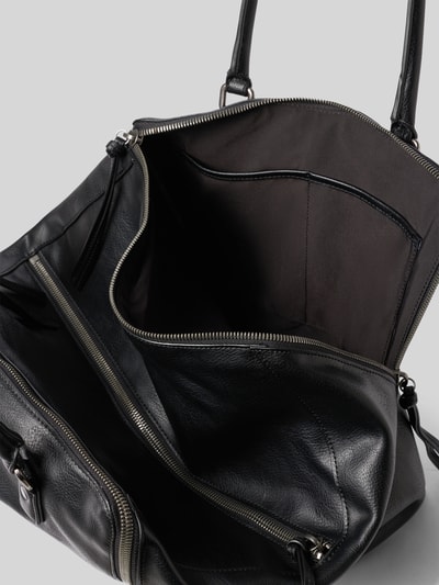 Produktfoto, Satchel Bag aus echtem Leder von LIEBESKIND BERLIN, schwarzes Leder, geteiltes Hauptfach, Zweiwege-Reißverschluss, glatte Textur