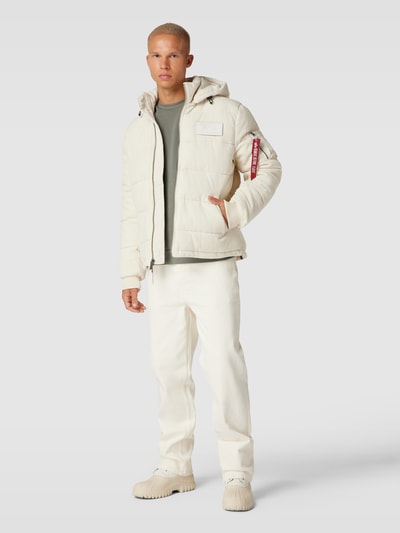 Alpha Industries Steppjacke mit Label-Details Offwhite 1