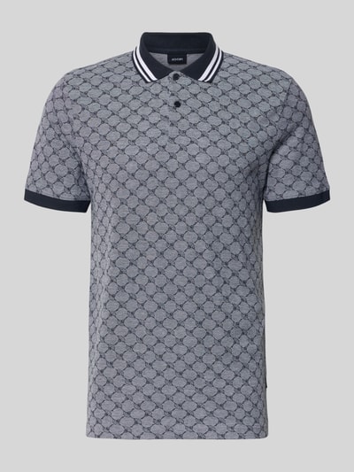 Produktfoto, Regular Fit Poloshirt mit Logo-Muster Modell 'Jessino' von JOOP! Collection, czarna i szara koszulka polo z bawełny, krój regular fit, wzór z logo, listwa guzikowa, długość tyłu w rozmiarze M: 69 cm.
