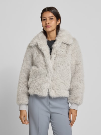 Luisa Cerano Jacke aus Kunstfell mit Umlegekragen Hellgrau 4