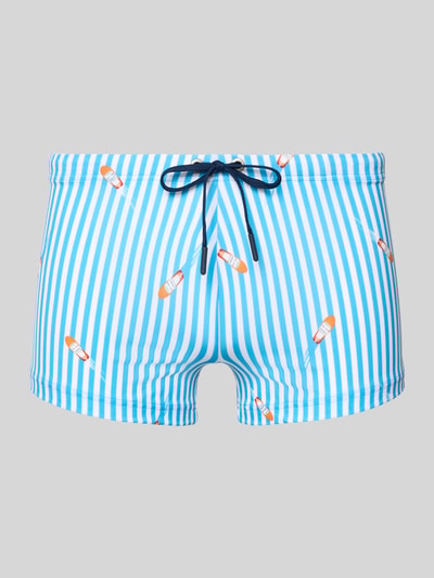 Produktfoto, Badehose im Allover-Look Modell 'Viareggio' von HOM, blau-weiß gestreift mit kleinen bunten Motiven, glatte Textur, elastischer Bund mit Tunnelzug, körpernahe Passform, Material-Mix mit Stretch-Anteil.