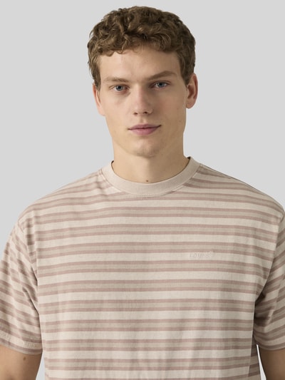 Levi's® Regular T-Shirt aus Baumwolle Beige 3