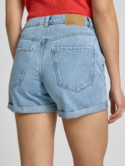 Vero Moda Relaxed fit korte jeans van katoenmix, model 'ZURI' Lichtblauw - 3