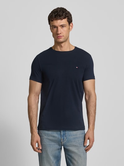 Tommy Hilfiger Slim Fit T-Shirt mit Rundhalsausschnitt Marine 4