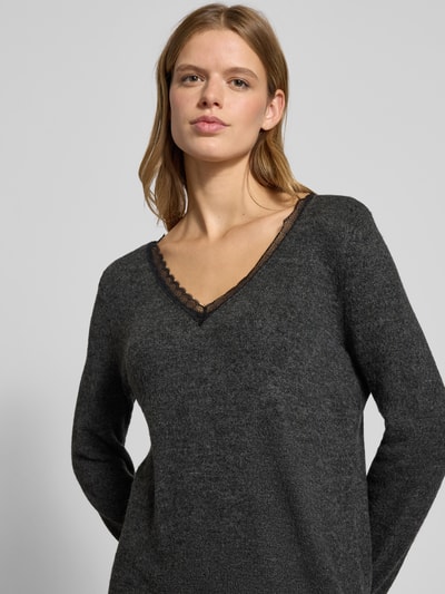 Only Tailliertes Strickkleid mit V-Ausschnitt Modell 'TAMMY' Dunkelgrau Melange 3