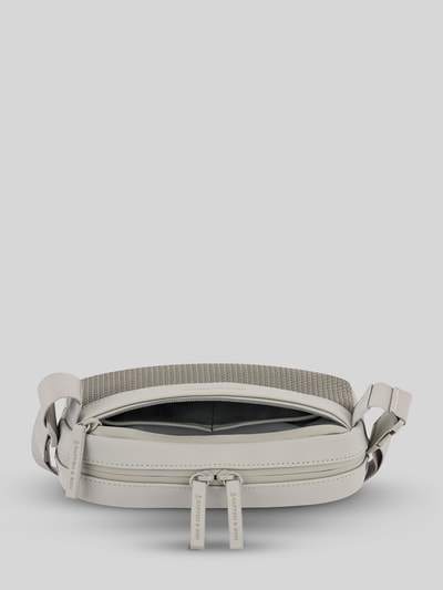 Kapten & Son Bauchtasche mit wasserfestem Reißverschluss Modell 'BERGEN PRO CROSSBODY' Hellgrau 5