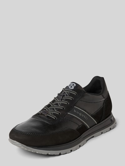 Produktfoto, Sneaker mit Label-Detail Modell 'Philip' von Bugatti aus Echtleder mit abgerundete-Spitze, strukturierter Sohle, Schnürverschluss, in Schwarz- und Grautönen, Absatzhöhe 3 cm, Schafthöhe 9 cm, Schaftweite 8 cm, Herren Sneaker