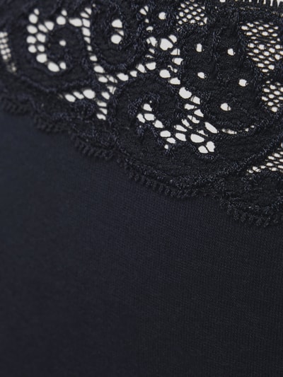 Hanro Slip mit Spitze Modell 'MOMENTS' Black 3